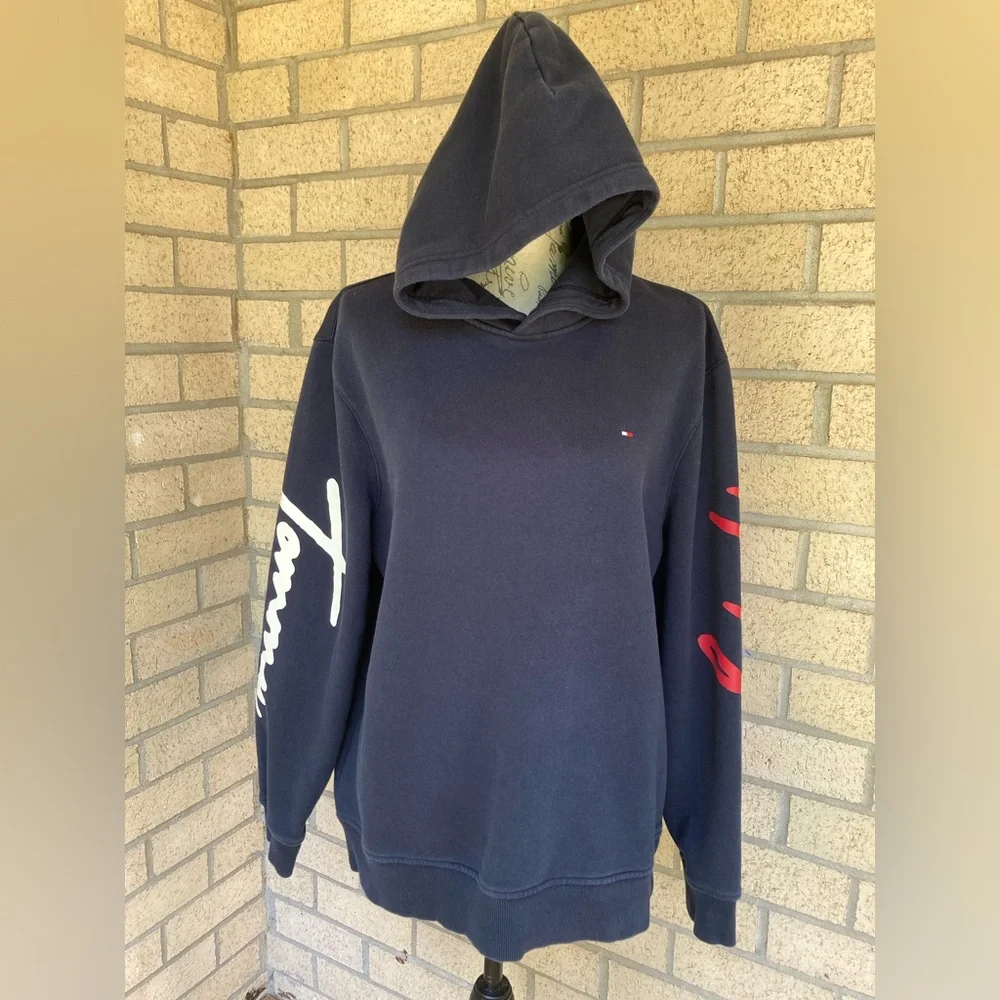 Tommy Hilfiger Soft Classic Navy Blue Hoodie White Red Cursive Logo Sleeve Decal